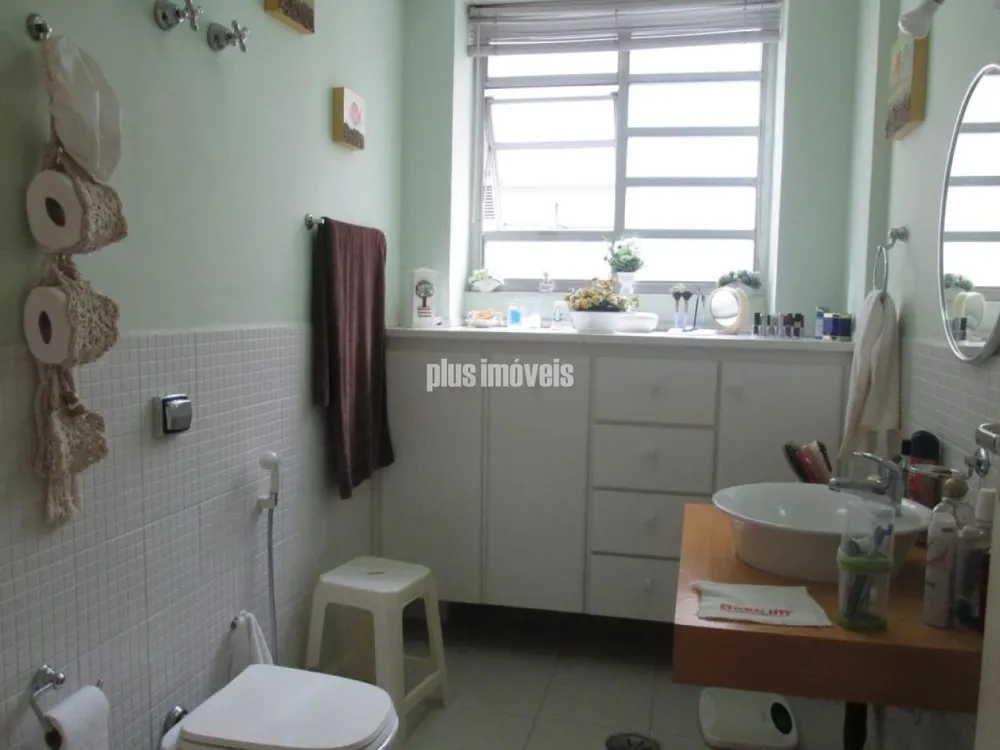 Apartamento, 3 quartos, 140 m² - Foto 1