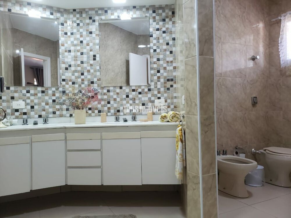 Casa, 3 quartos, 330 m² - Foto 15