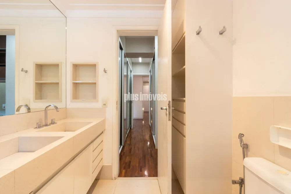 Apartamento, 3 quartos, 199 m² - Foto 2