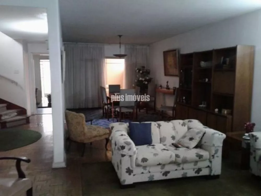 Casa, 4 quartos, 253 m² - Foto 1