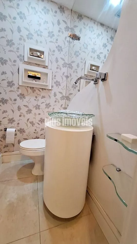 Apartamento à venda com 3 quartos, 200m² - Foto 8