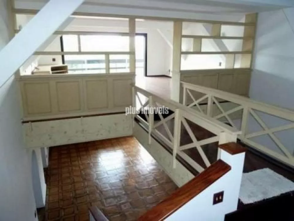 Casa à venda com 4 quartos, 550m² - Foto 3