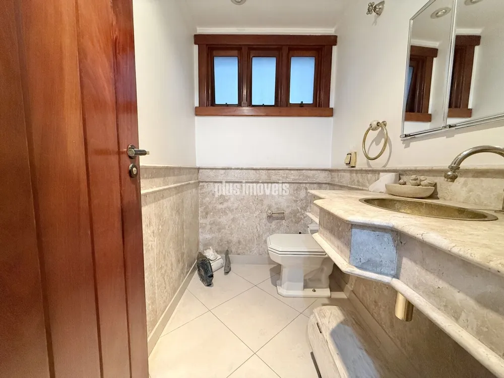 Casa, 3 quartos, 251 m² - Foto 1