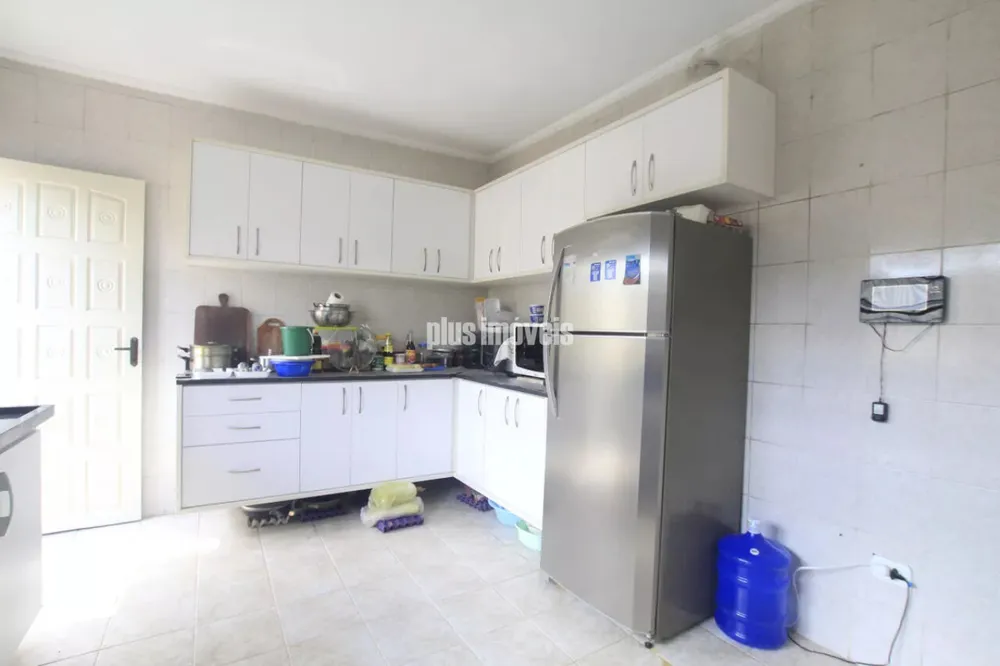 Casa, 3 quartos, 200 m² - Foto 1