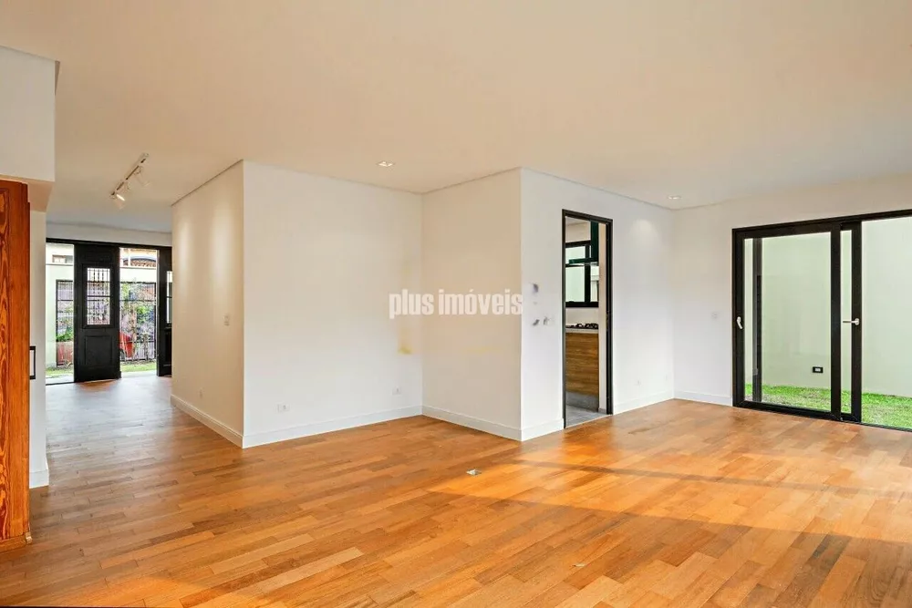 Casa à venda com 4 quartos, 218m² - Foto 5