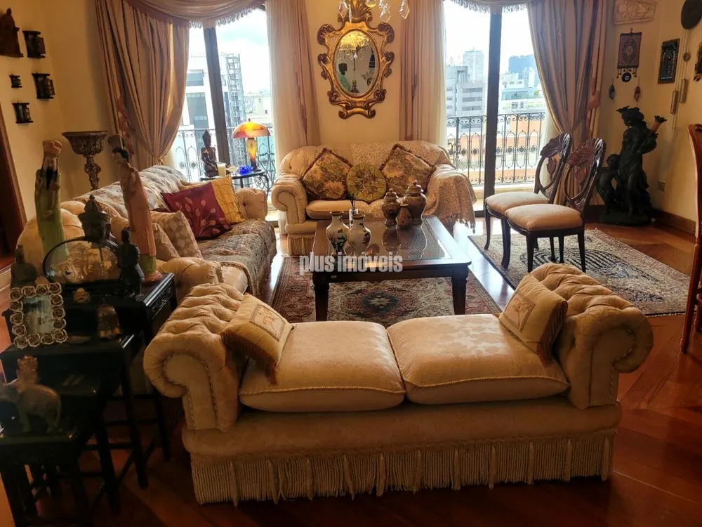 Apartamento, 3 quartos, 220 m² - Foto 1