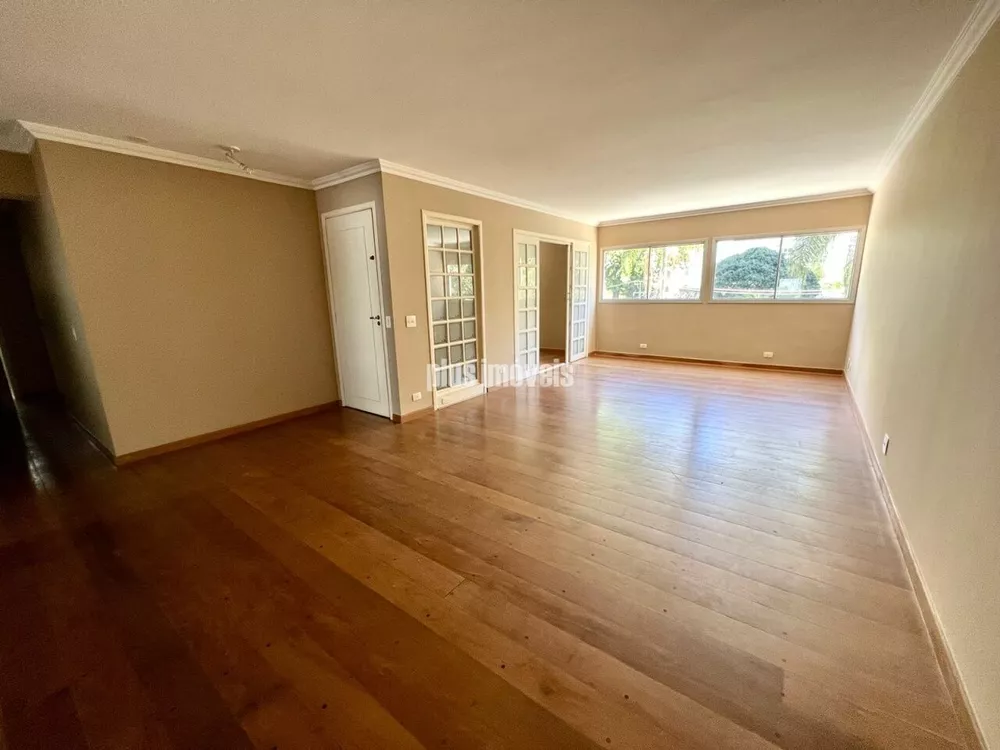 Apartamento, 3 quartos, 180 m² - Foto 1