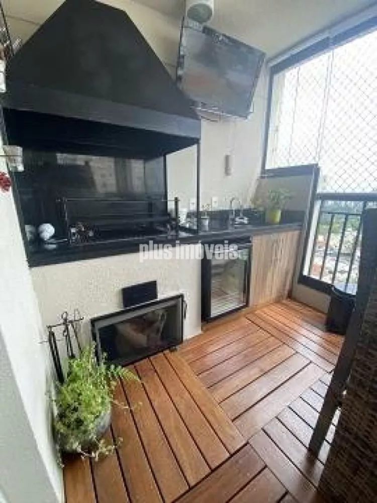 Apartamento à venda com 3 quartos, 167m² - Foto 2