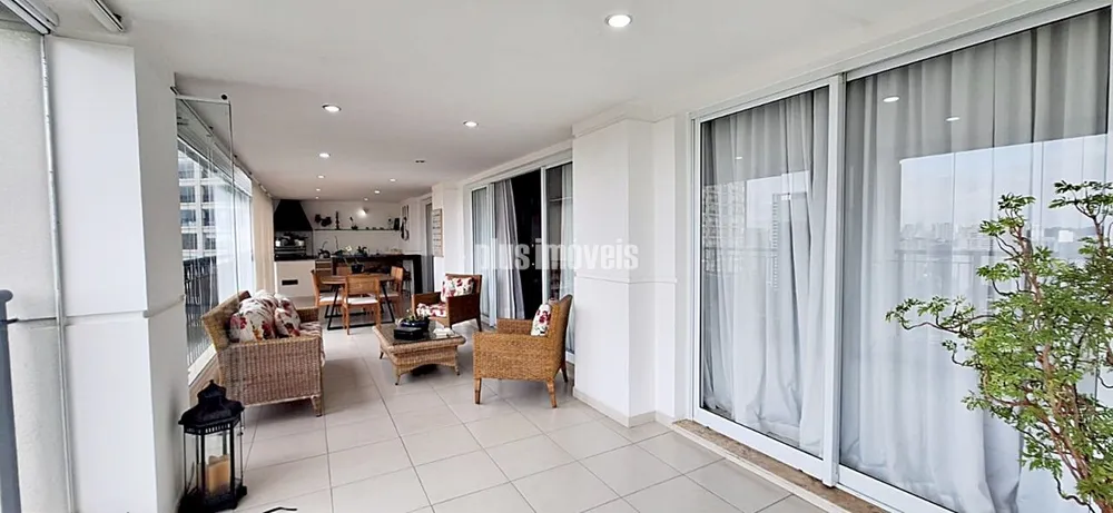 Apartamento, 4 quartos, 247 m² - Foto 1