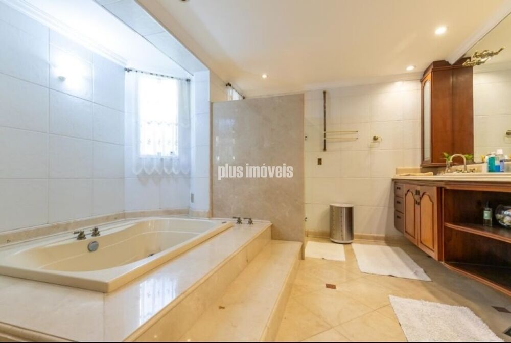 Casa à venda com 4 quartos, 619m² - Foto 3