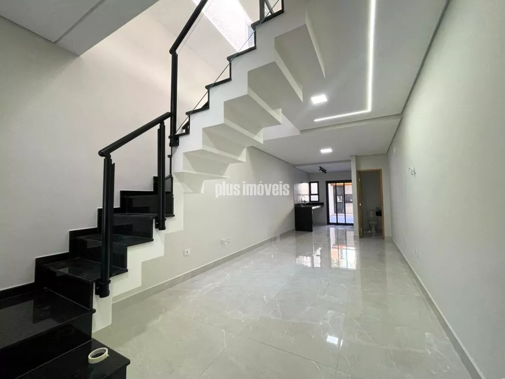 Casa de Vila à venda com 3 quartos, 112m² - Foto 3