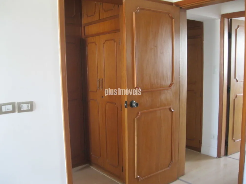 Apartamento, 3 quartos, 221 m² - Foto 3