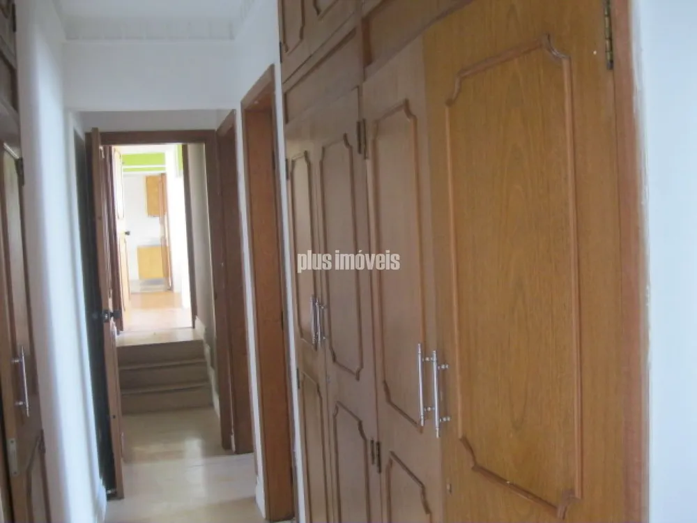 Apartamento, 3 quartos, 221 m² - Foto 1