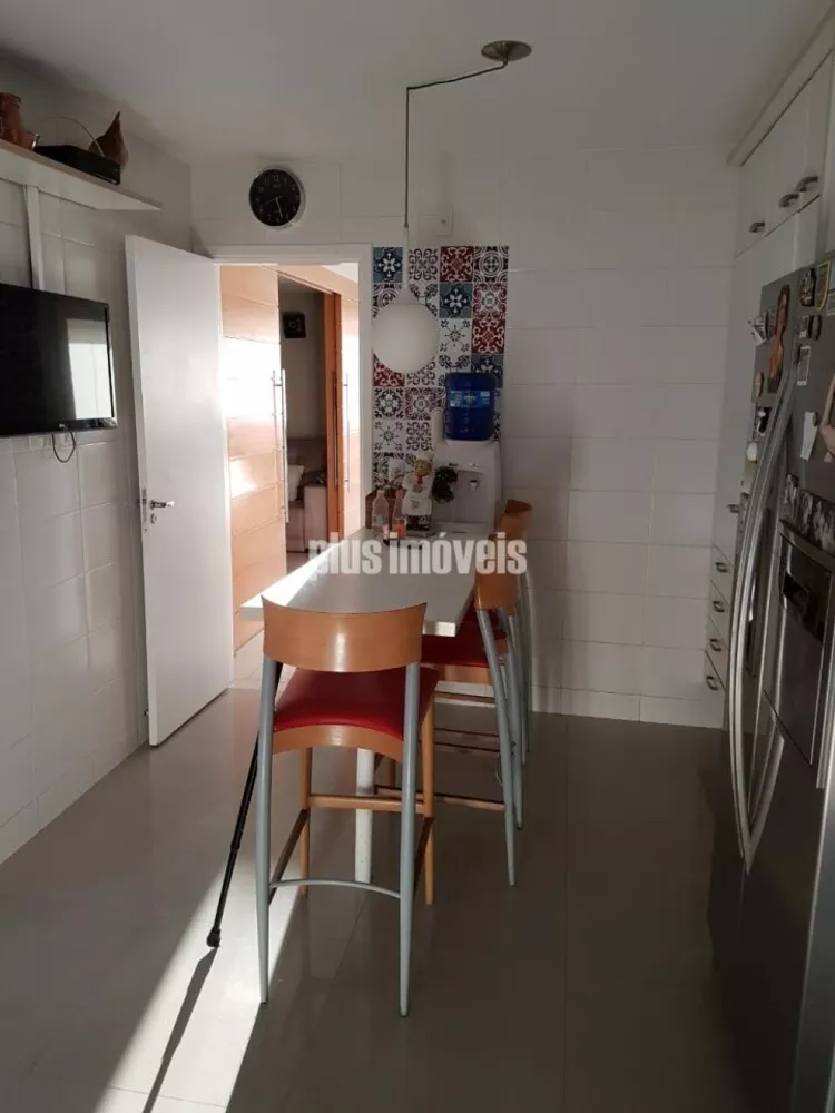 Apartamento à venda com 3 quartos, 172m² - Foto 5