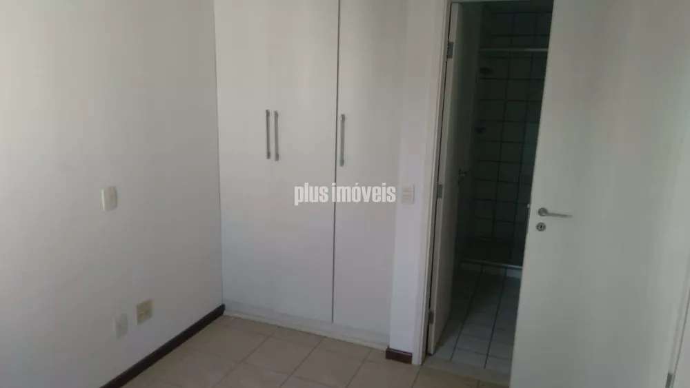 Apartamento à venda com 1 quarto, 32m² - Foto 3