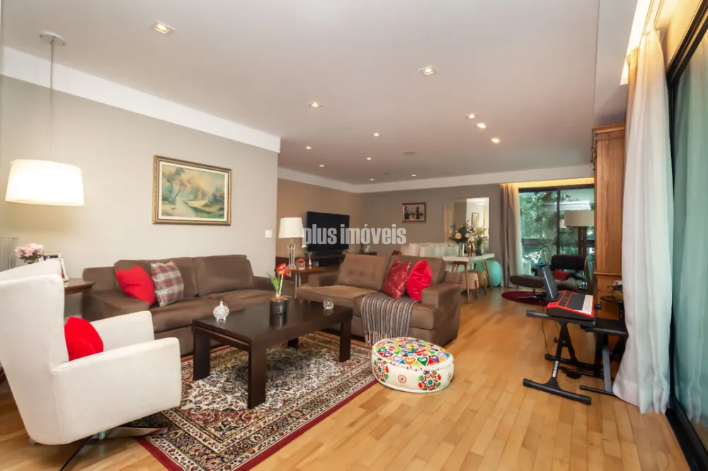 Apartamento, 4 quartos, 243 m² - Foto 2