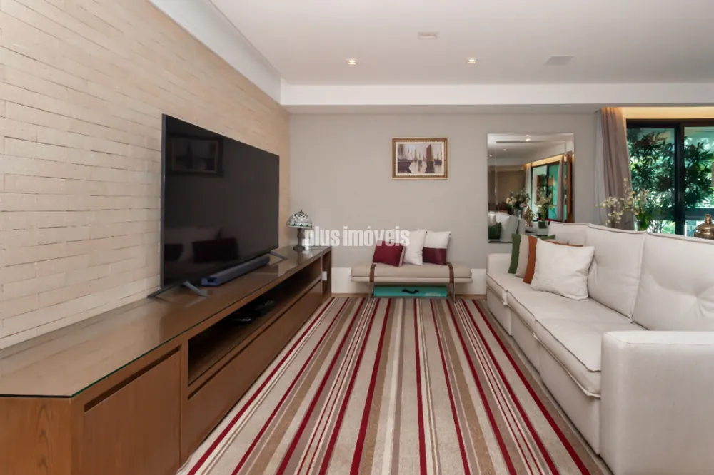 Apartamento, 4 quartos, 243 m² - Foto 1