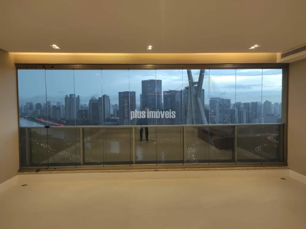 Apartamento, 3 quartos, 212 m² - Foto 1
