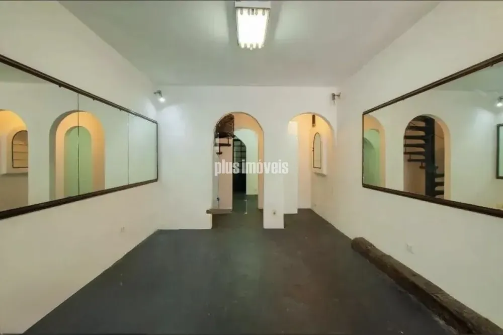 Casa, 1 quarto, 190 m² - Foto 2