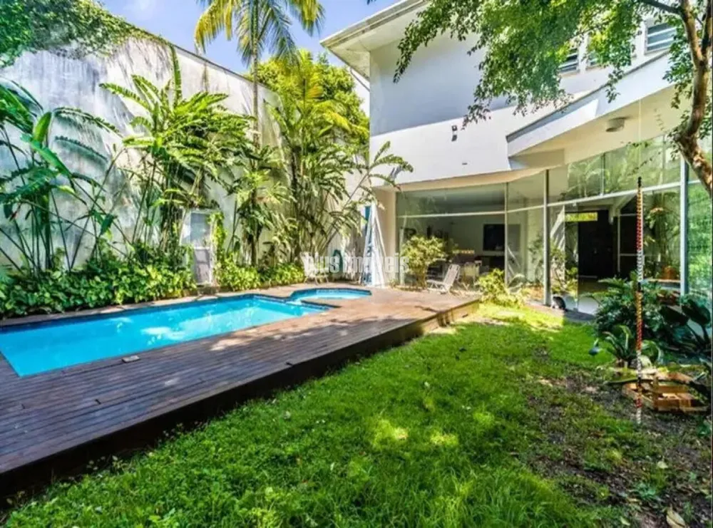 Casa, 4 quartos, 480 m² - Foto 1