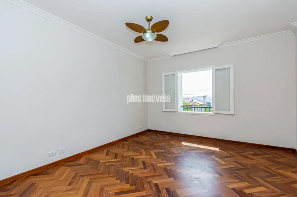 Casa, 3 quartos, 470 m² - Foto 1