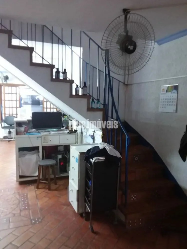 Casa, 5 quartos, 142 m² - Foto 1