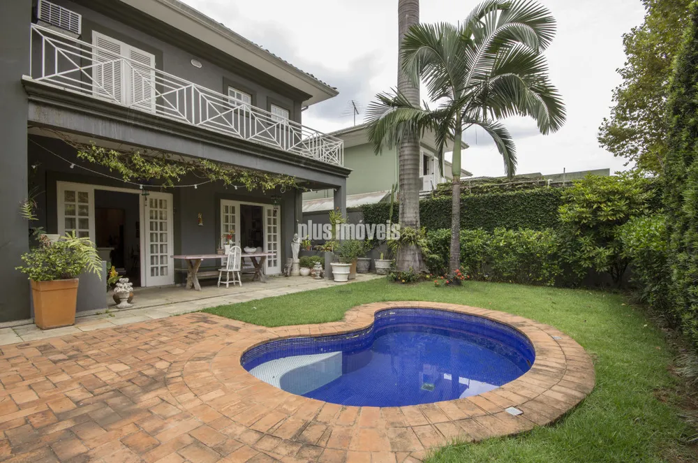 Casa, 4 quartos, 258 m² - Foto 2