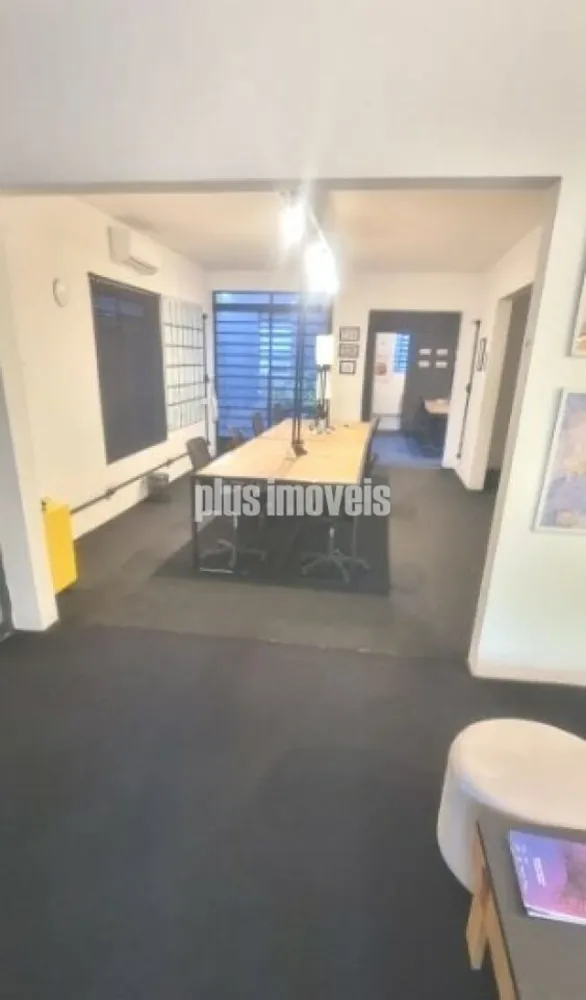Casa, 8 quartos, 250 m² - Foto 1