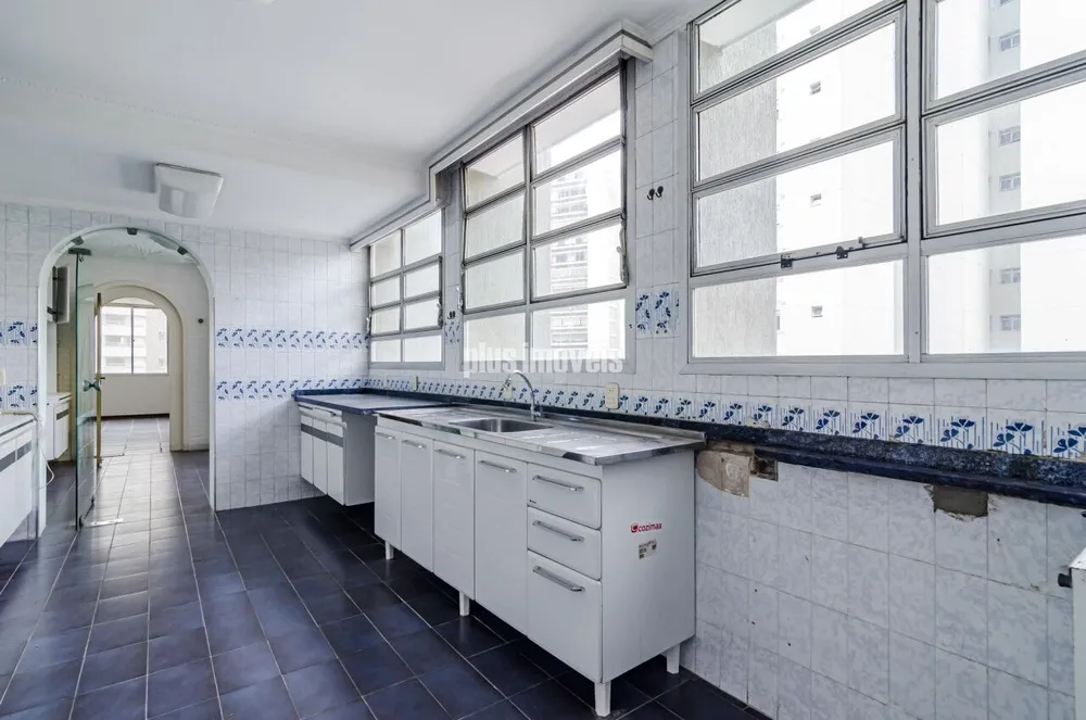 Apartamento, 3 quartos, 369 m² - Foto 2
