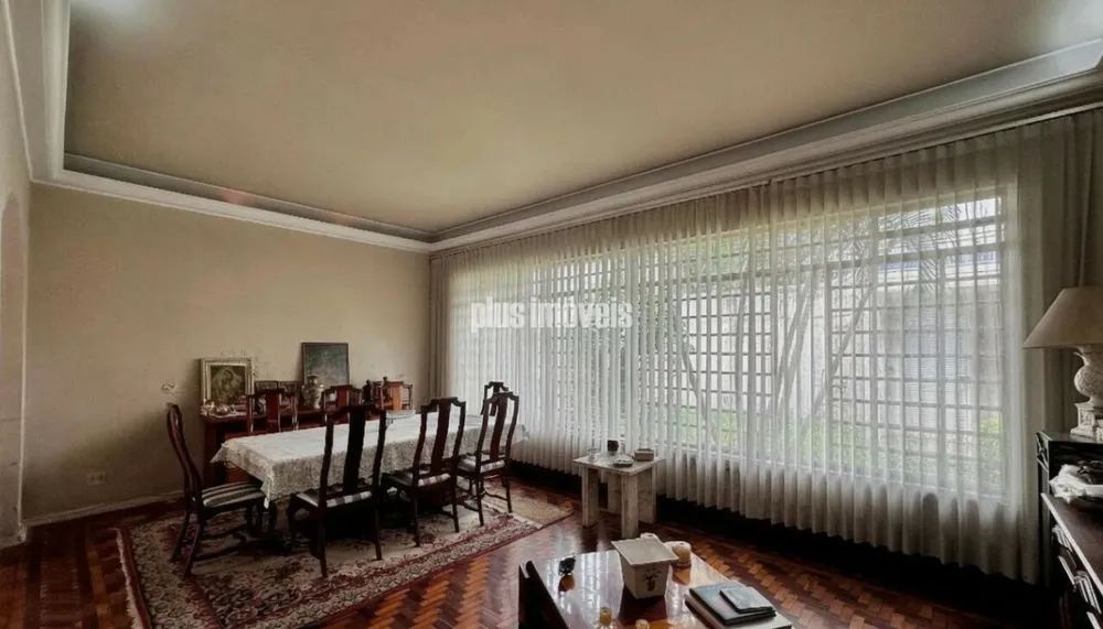 Casa, 3 quartos, 240 m² - Foto 1