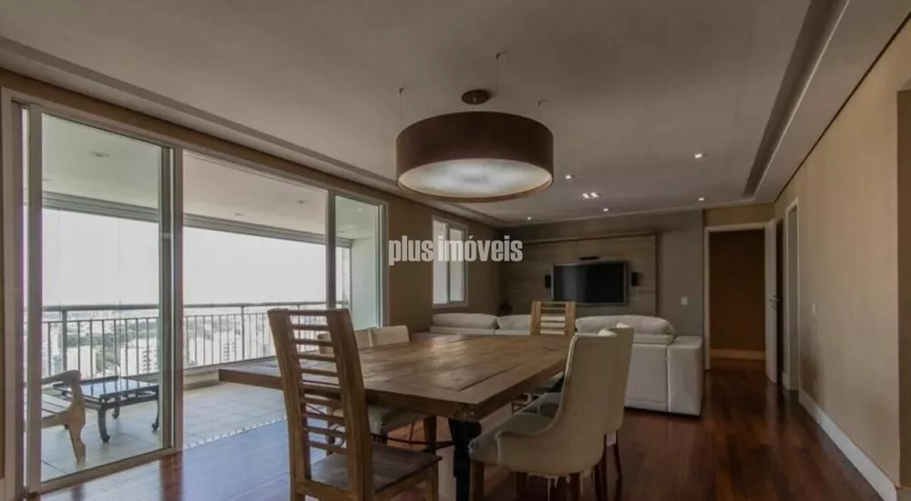 Apartamento à venda com 3 quartos, 283m² - Foto 1