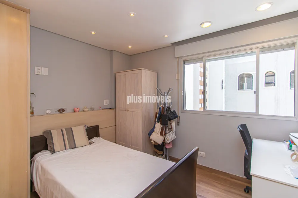 Apartamento, 4 quartos, 204 m² - Foto 2