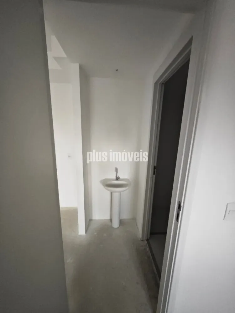 Apartamento, 1 quarto, 27 m² - Foto 2