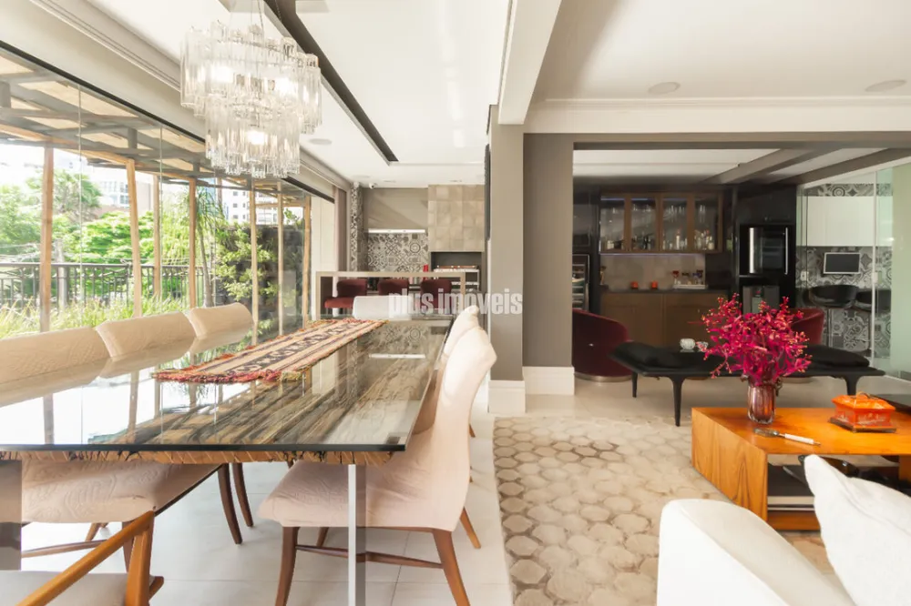 Apartamento, 4 quartos, 246 m² - Foto 1