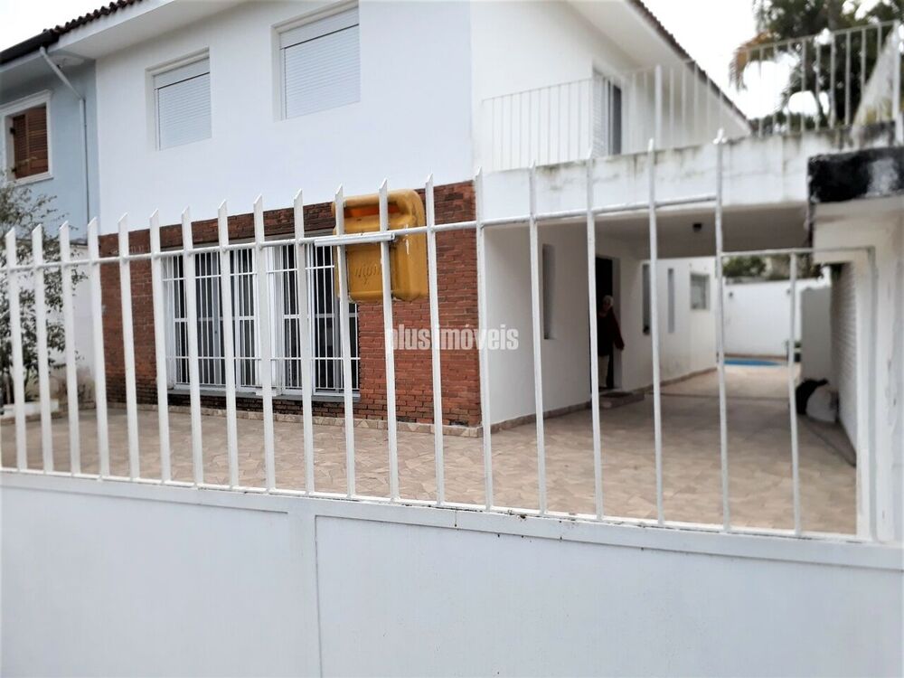 Casa, 3 quartos, 192 m² - Foto 1