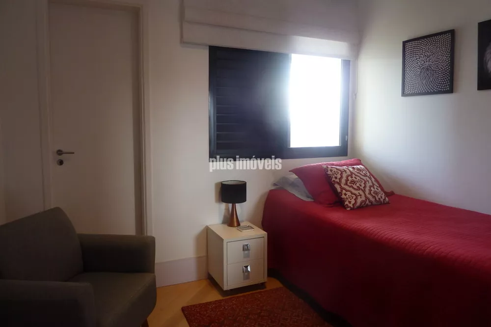 Apartamento à venda com 3 quartos, 125m² - Foto 11