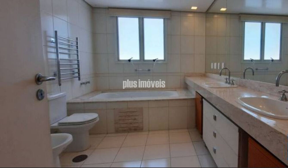 Apartamento, 3 quartos, 278 m² - Foto 1