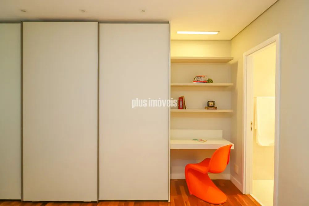 Apartamento, 3 quartos, 202 m² - Foto 1