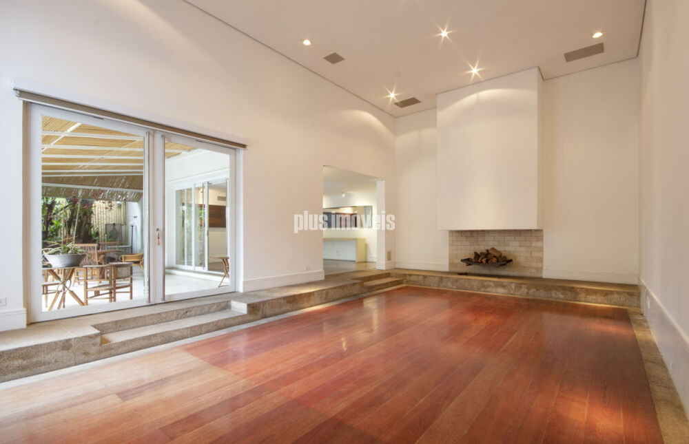 Casa à venda com 5 quartos, 1100m² - Foto 2