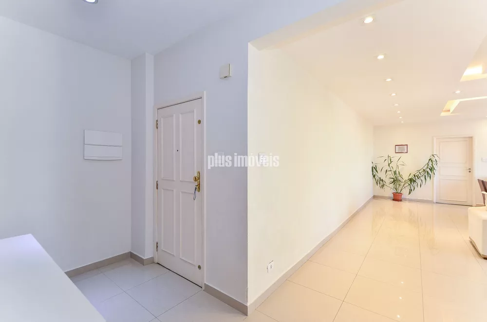 Apartamento à venda com 3 quartos, 191m² - Foto 1