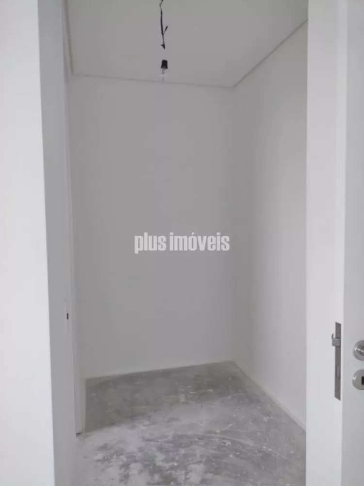 Apartamento à venda com 3 quartos, 270m² - Foto 13