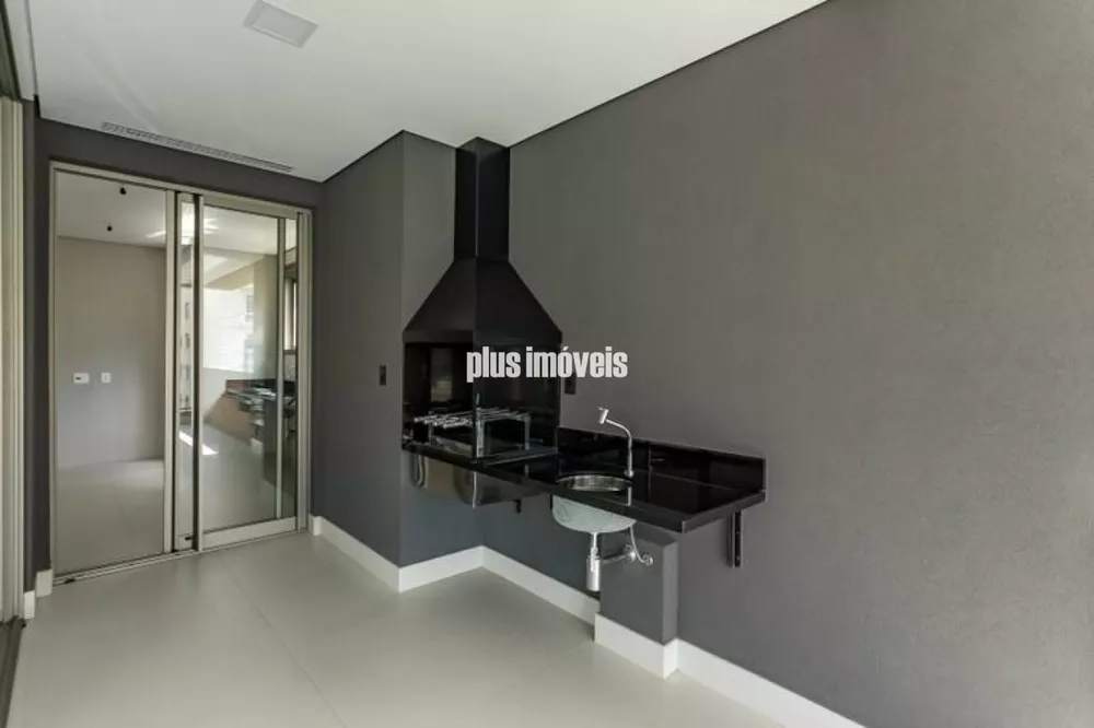 Apartamento à venda com 3 quartos, 270m² - Foto 4