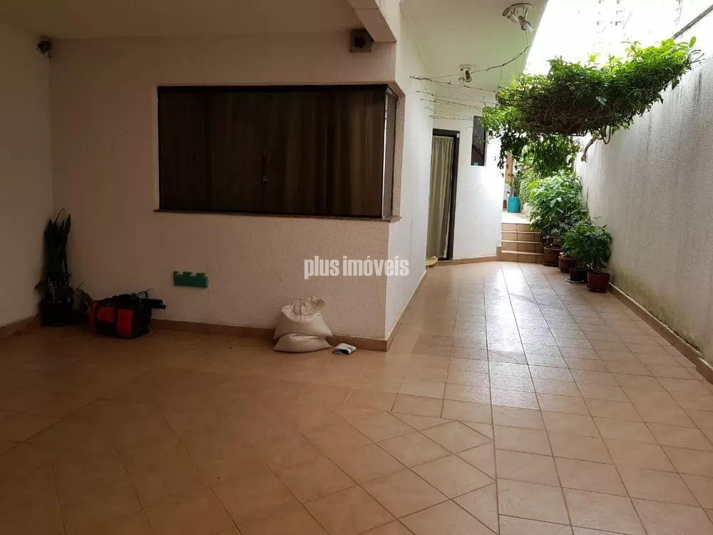 Casa à venda com 3 quartos, 150m² - Foto 1