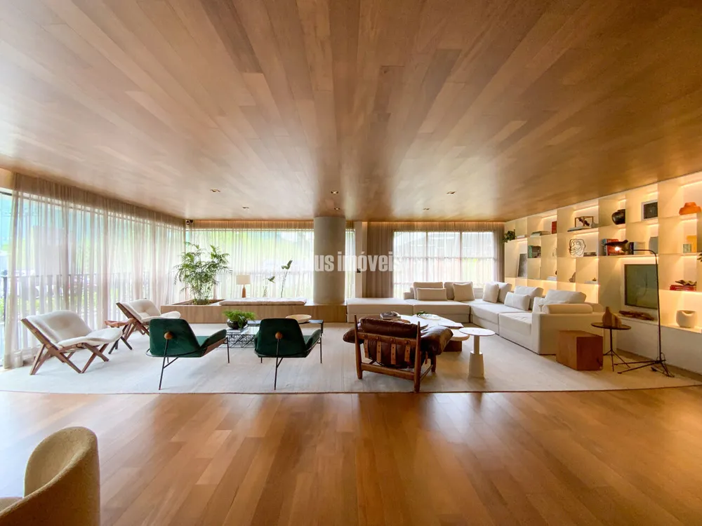 Apartamento, 3 quartos, 335 m² - Foto 1