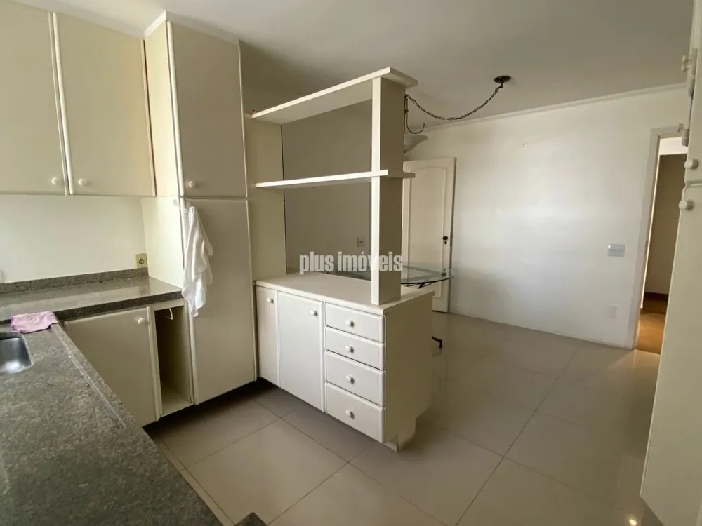 Apartamento, 3 quartos, 219 m² - Foto 8