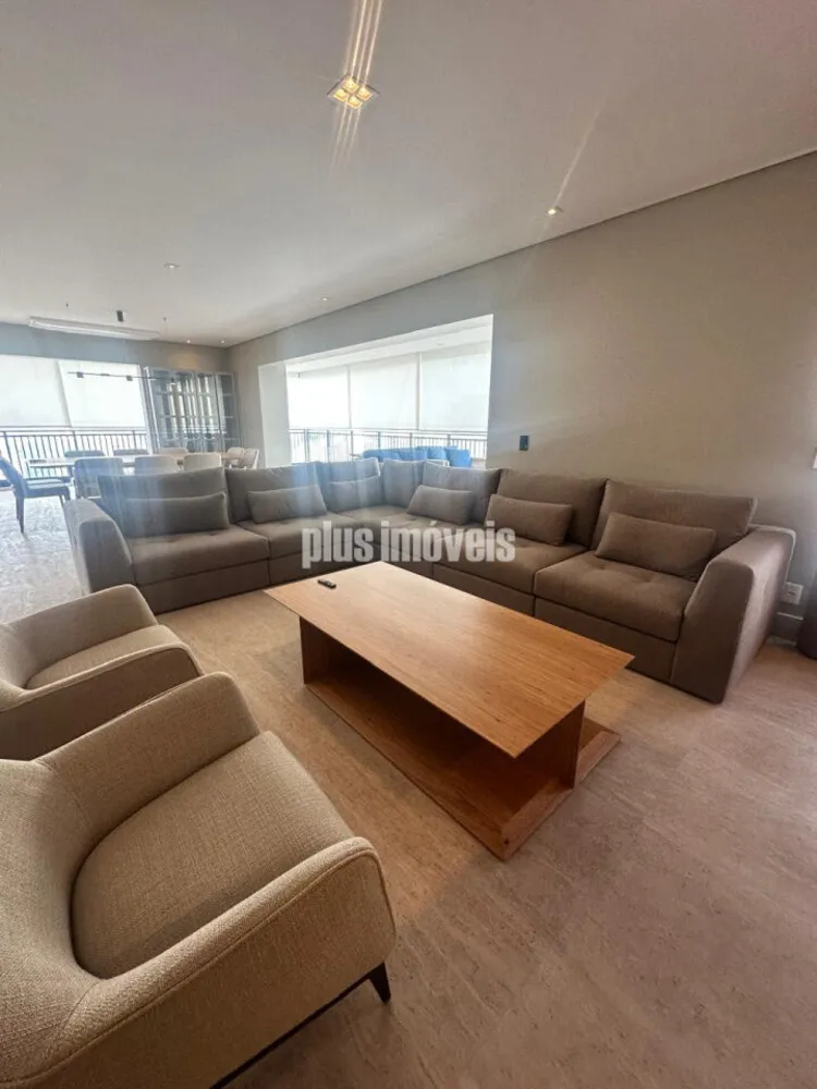 Apartamento, 3 quartos, 226 m² - Foto 2
