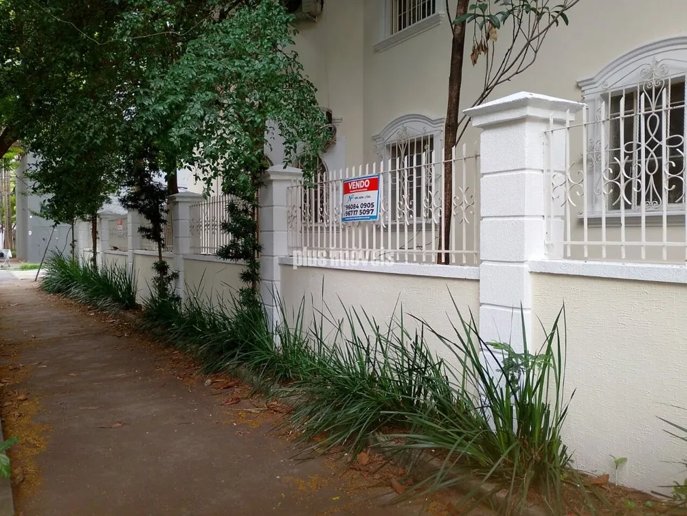 Casa, 4 quartos, 350 m² - Foto 4