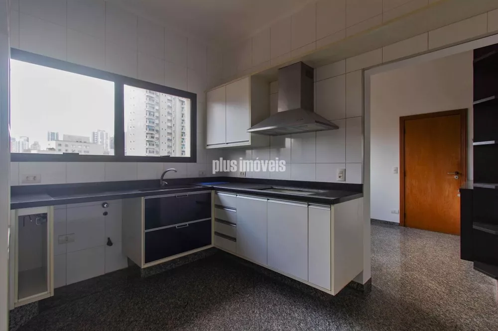 Apartamento à venda com 3 quartos, 283m² - Foto 4