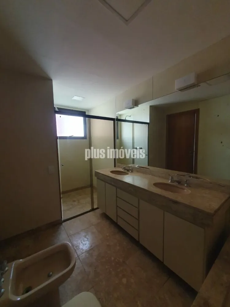Apartamento, 4 quartos, 251 m² - Foto 1