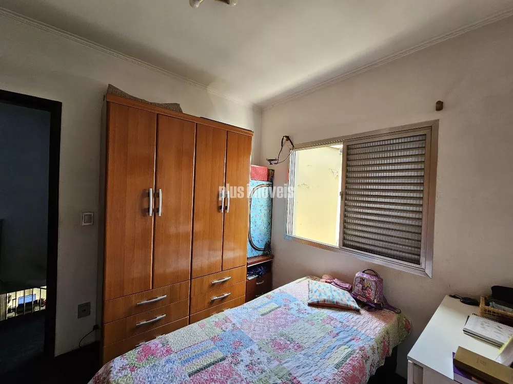 Casa à venda com 3 quartos, 202m² - Foto 2